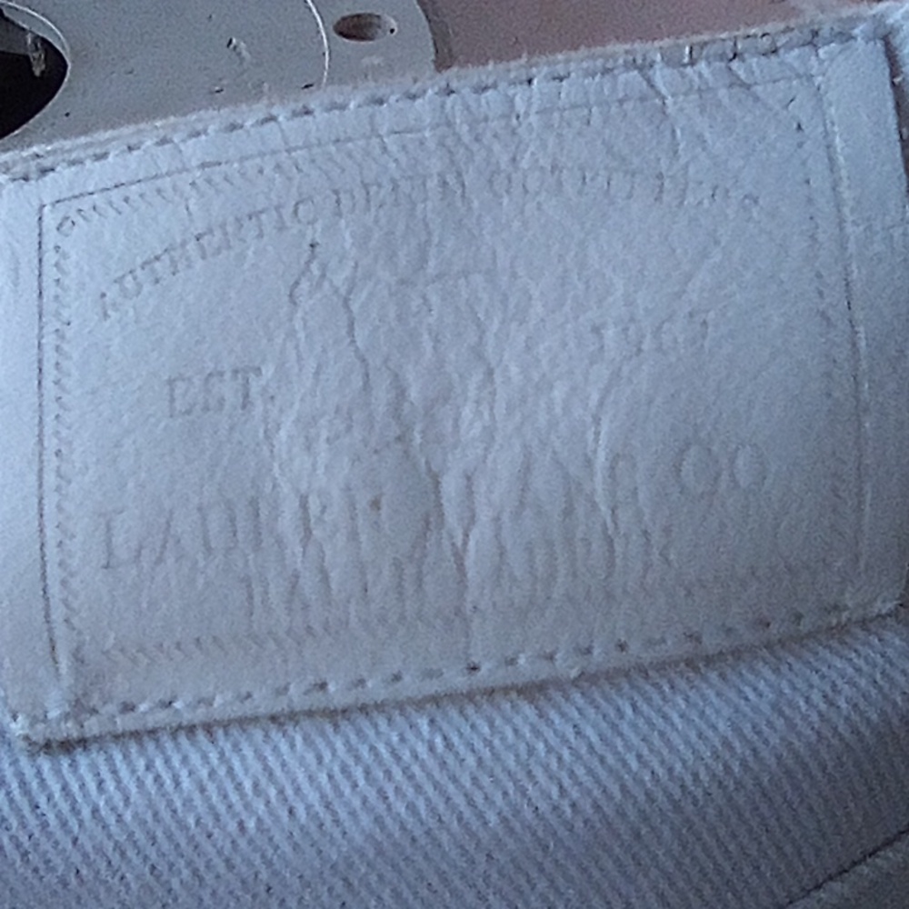 Lauren Jeans Co. Size 8 Petite White Denim Jeans With Beaded side Seams. - Picture 4 of 10